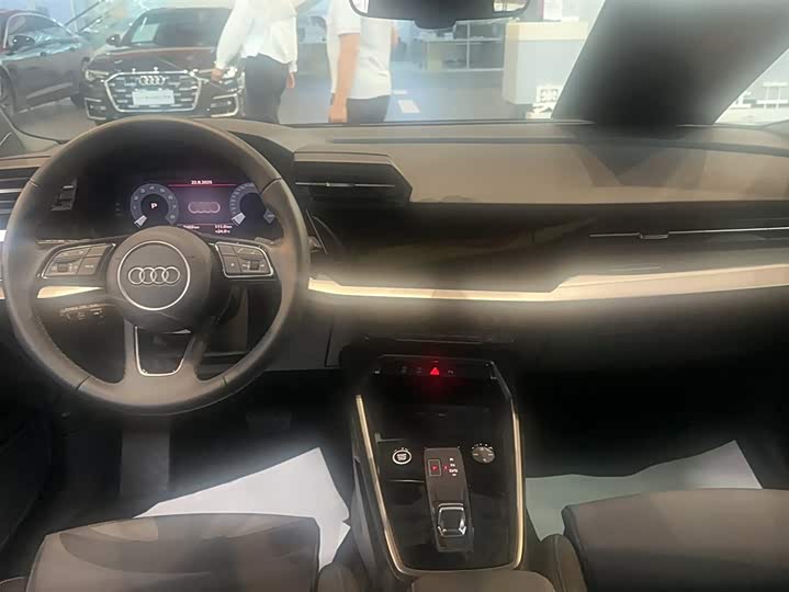 Фото 18 - Audi A3