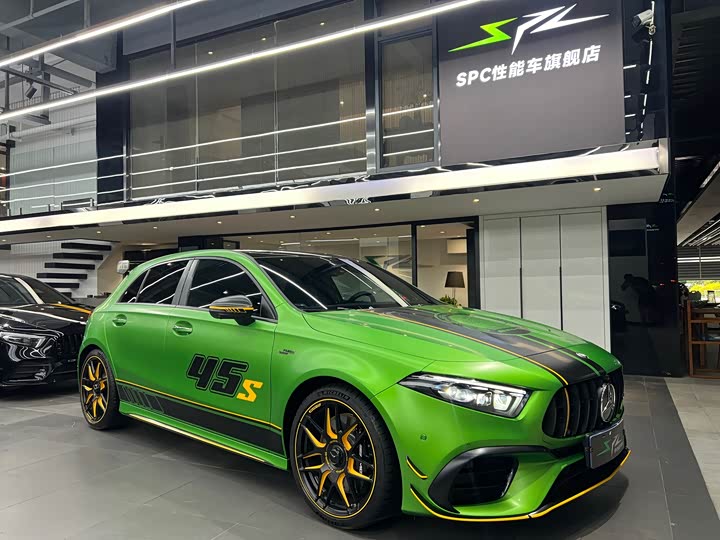 Фото 19 - Mercedes-Benz A-Class AMG