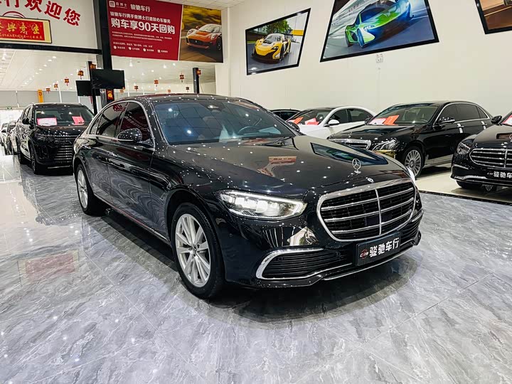 Фото 3 - Mercedes-Benz S-Class