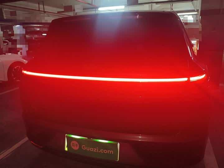 Фото 28 - LiXiang L7