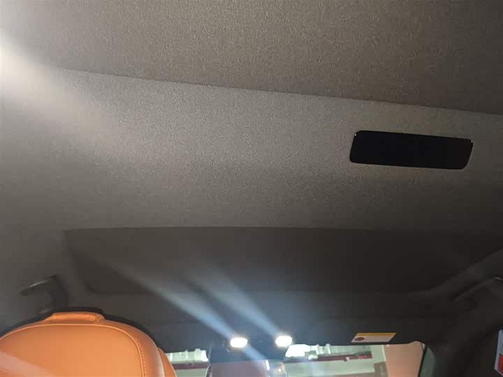 Фото 9 - LiXiang L7