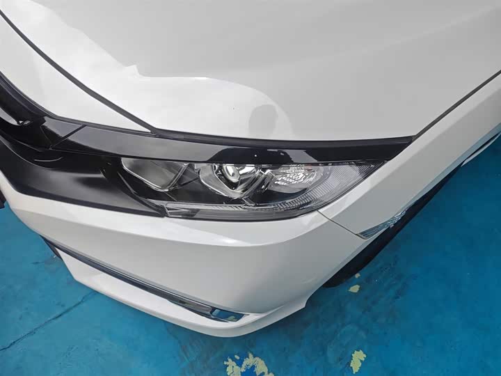 Фото 24 - Honda Civic