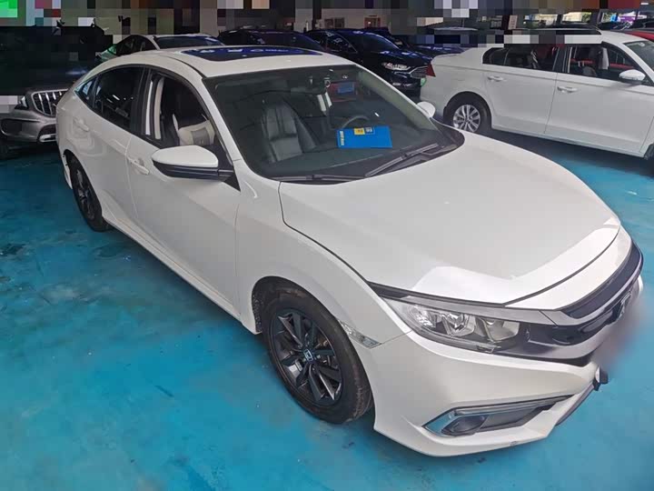 Фото 4 - Honda Civic