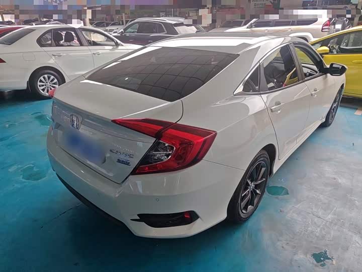 Фото 7 - Honda Civic