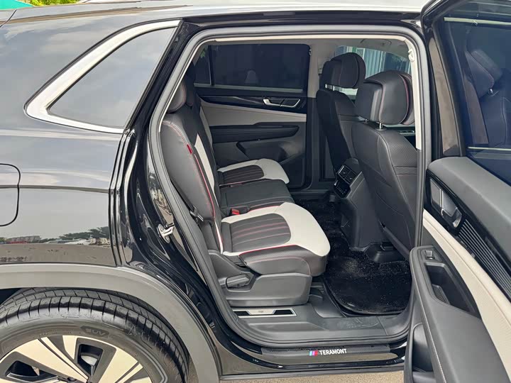 Фото 12 - Volkswagen Teramont X