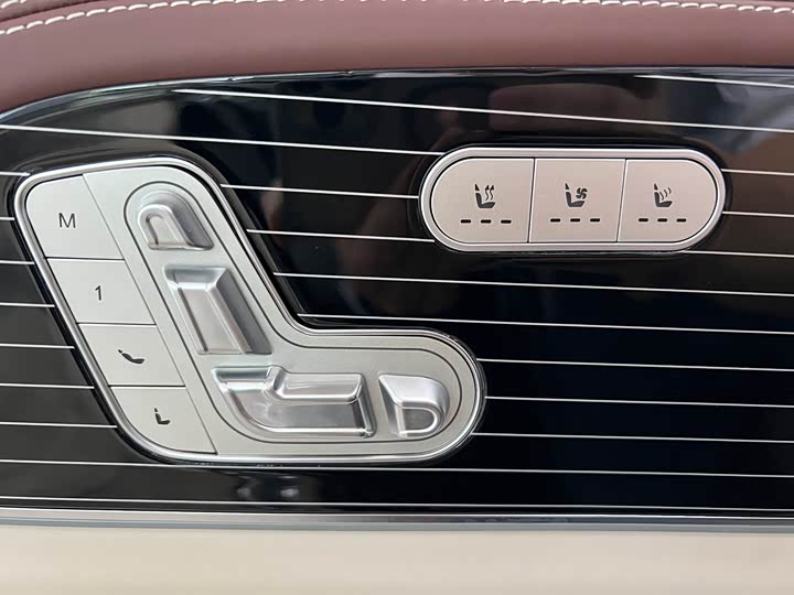 Фото 11 - Mercedes-Benz GLS-Class