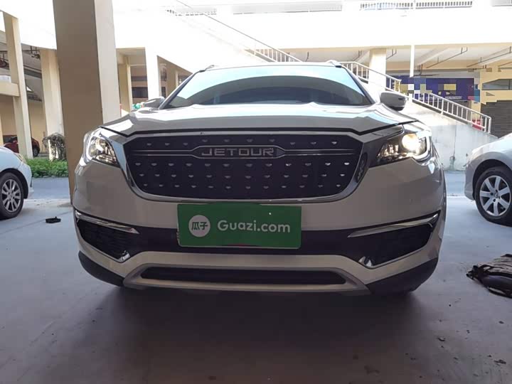 Фото 3 - Jetour X70