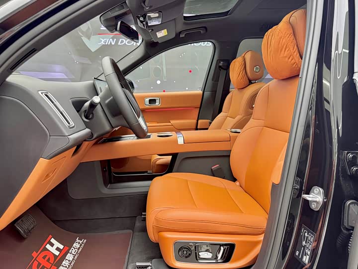 Фото 10 - LiXiang L9