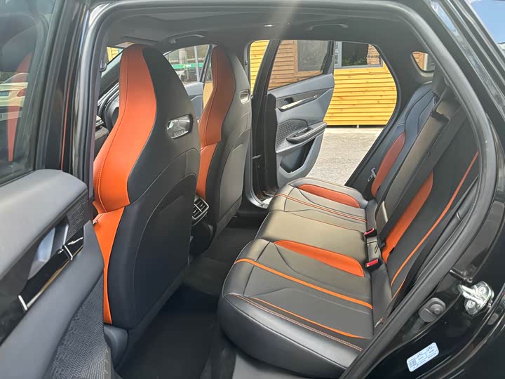 Фото 8 - Changan UNI-V