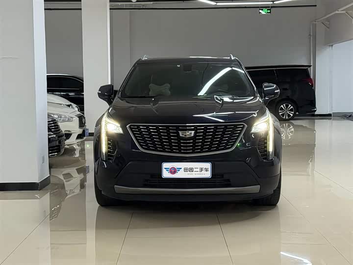Фото 2 - Cadillac XT4