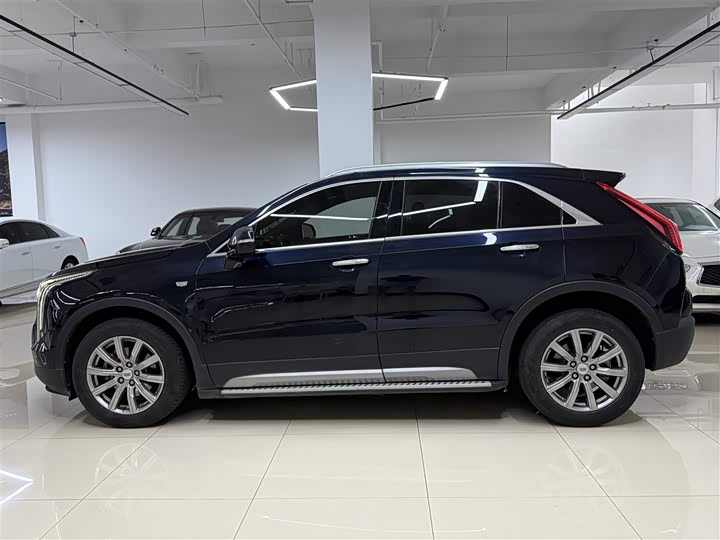 Фото 3 - Cadillac XT4