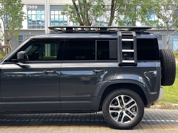 Фото 6 - Land Rover Defender