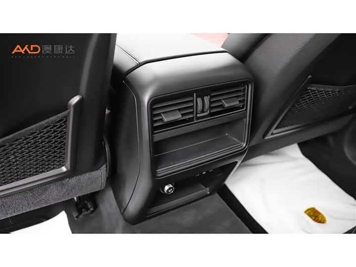 Фото 9 - Porsche Cayenne Hybrid