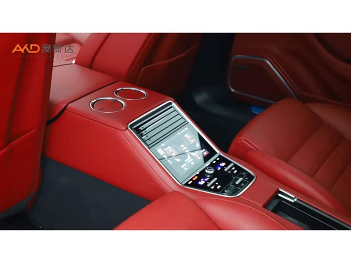 Фото 9 - Porsche Panamera Hybrid