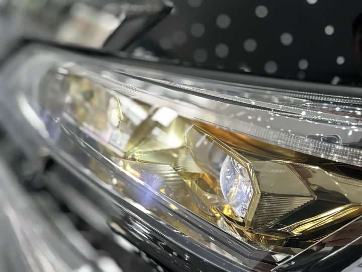 Фото 11 - Toyota Vellfire