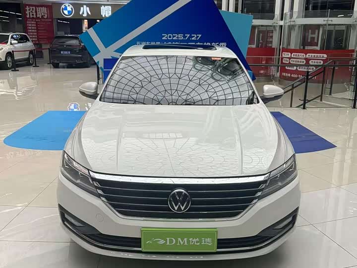 Фото 2 - Volkswagen Lavida