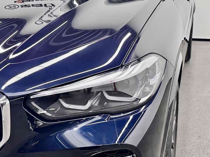 Фото 15 - BMW X5