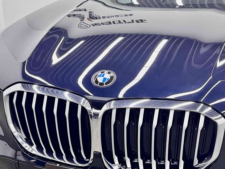 Фото 18 - BMW X5