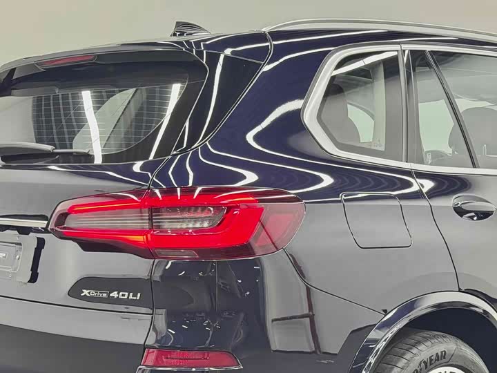 Фото 19 - BMW X5