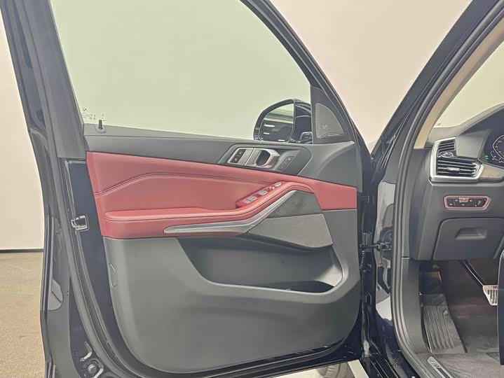 Фото 20 - BMW X5