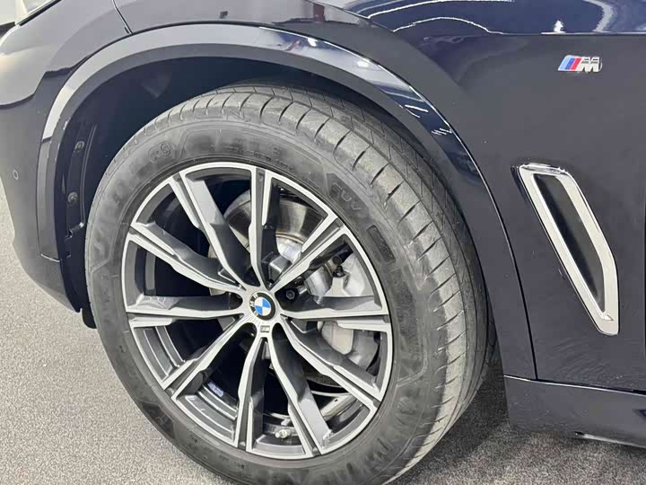 Фото 25 - BMW X5