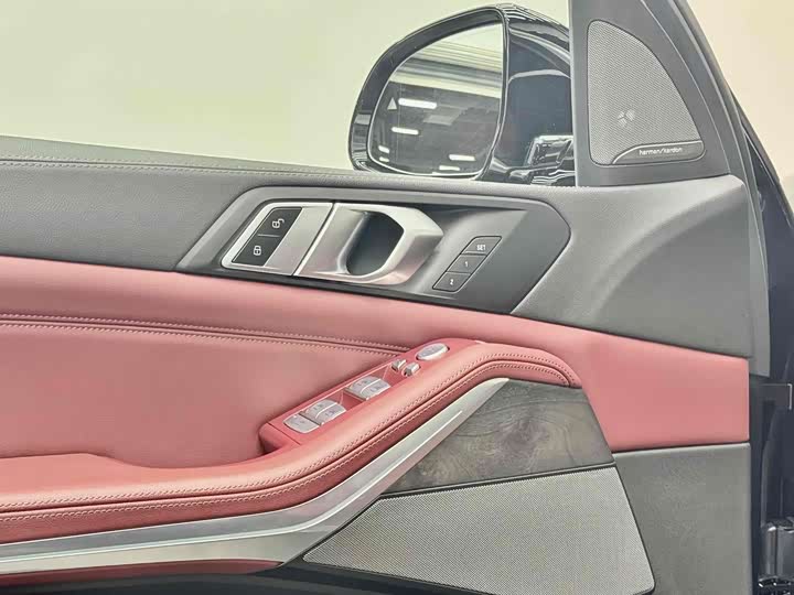 Фото 26 - BMW X5