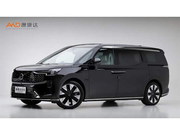 Фото 1 - Volvo EM90