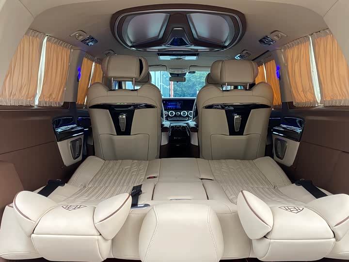 Фото 13 - Mercedes-Benz Vito