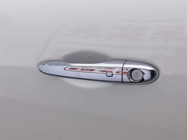 Фото 18 - Maserati Levante