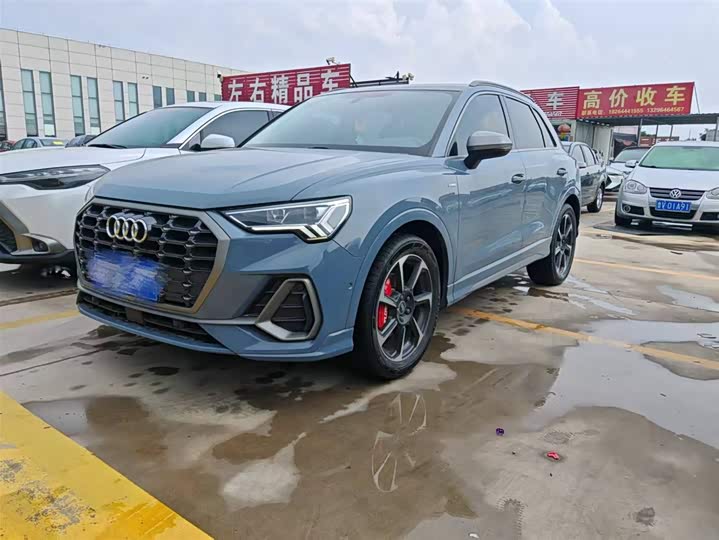 Фото 1 - Audi Q3