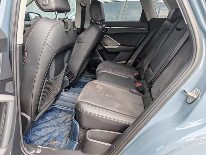 Фото 7 - Audi Q3