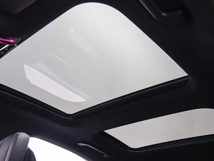 Фото 12 - Mercedes-Benz C-Class