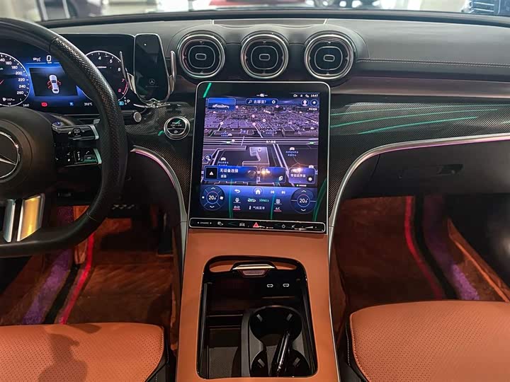 Фото 16 - Mercedes-Benz C-Class