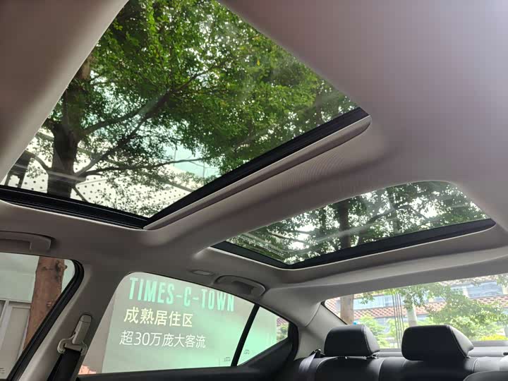 Фото 18 - Nissan Teana