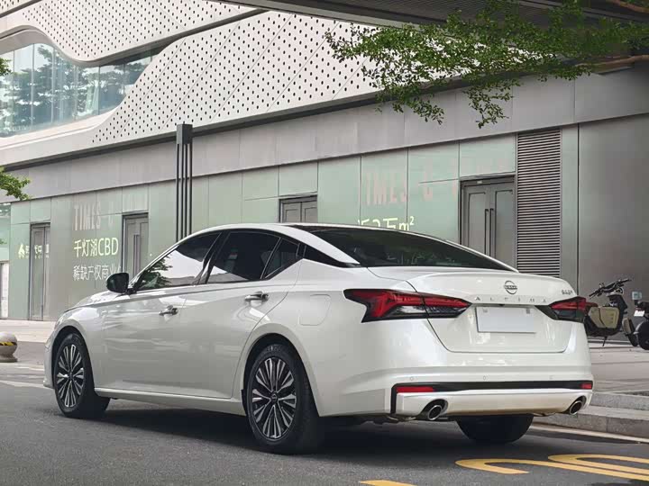 Фото 6 - Nissan Teana