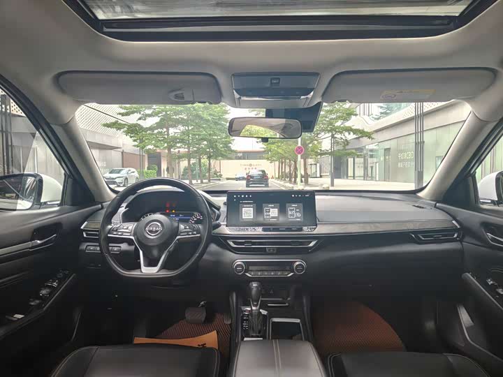 Фото 9 - Nissan Teana