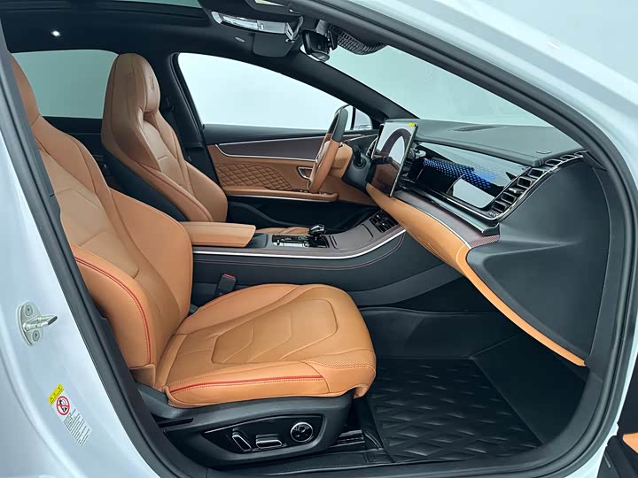 Фото 11 - BYD Han