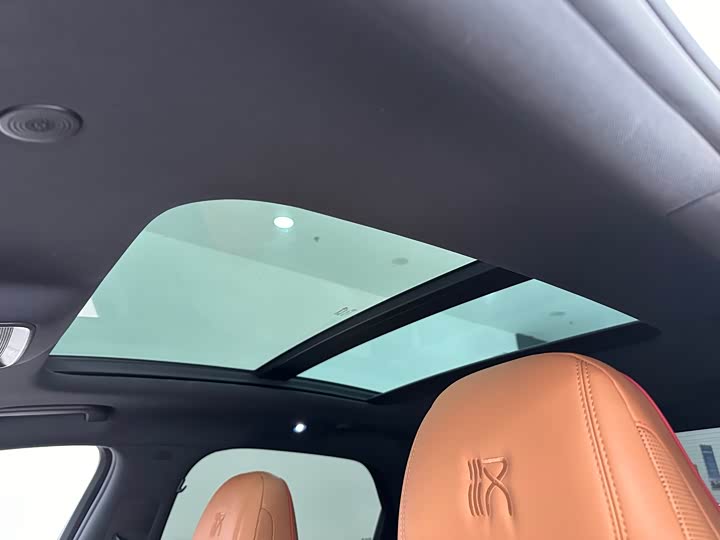 Фото 23 - BYD Han