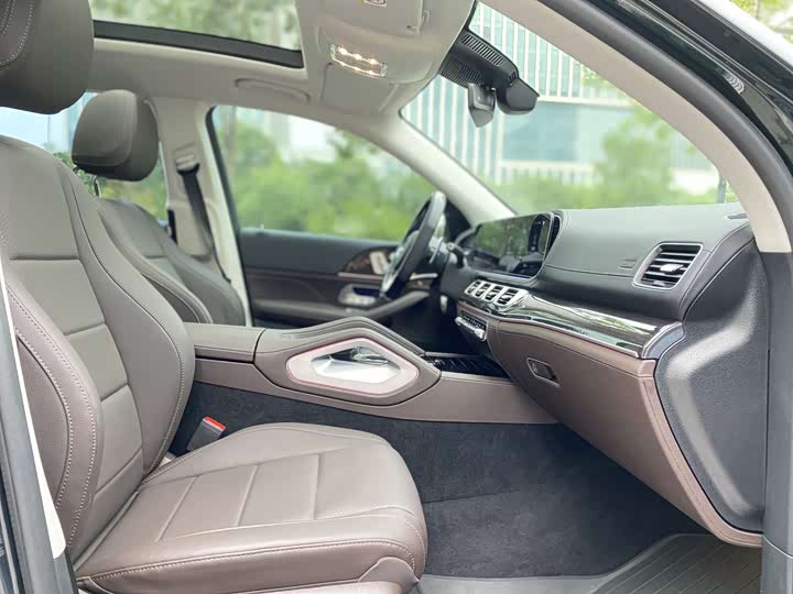 Фото 10 - Mercedes-Benz GLS-Class