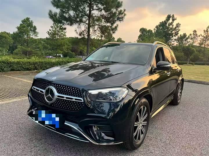 Фото 1 - Mercedes-Benz GLE-Class