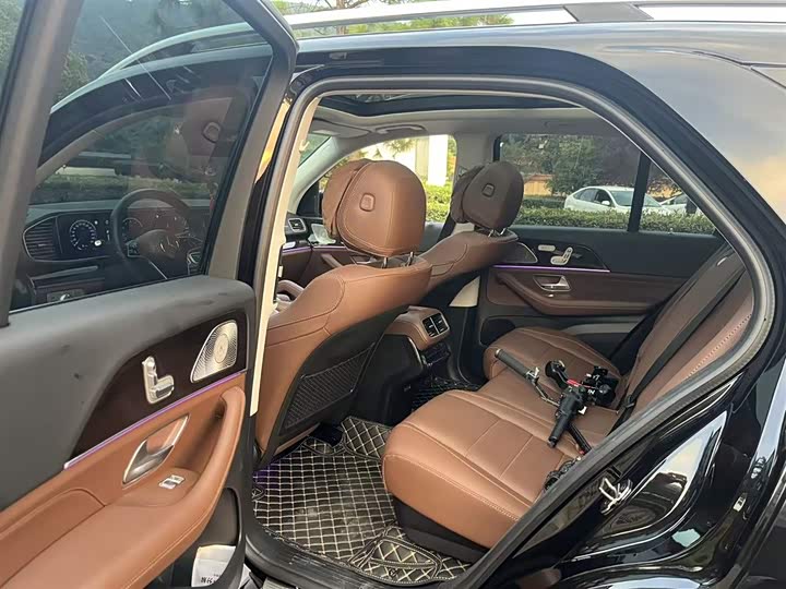 Фото 3 - Mercedes-Benz GLE-Class