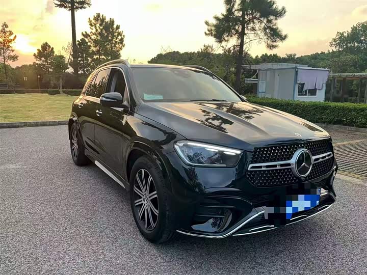 Фото 4 - Mercedes-Benz GLE-Class