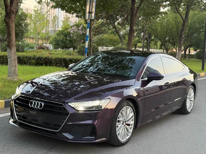 Фото 10 - Audi A7