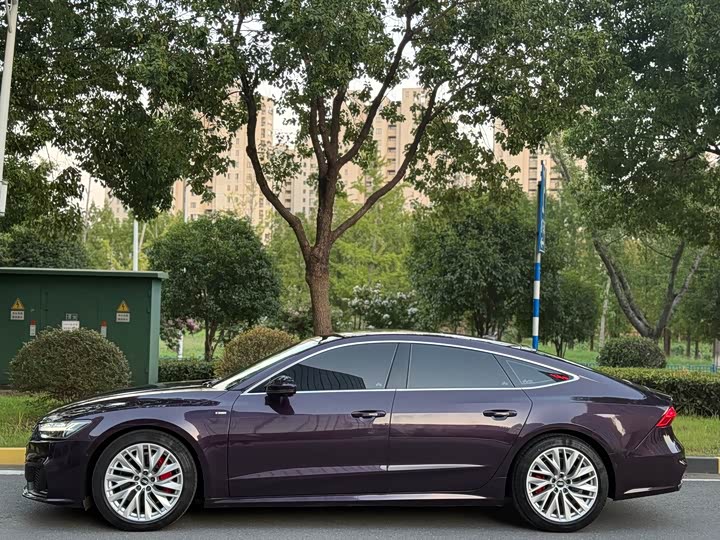 Фото 3 - Audi A7