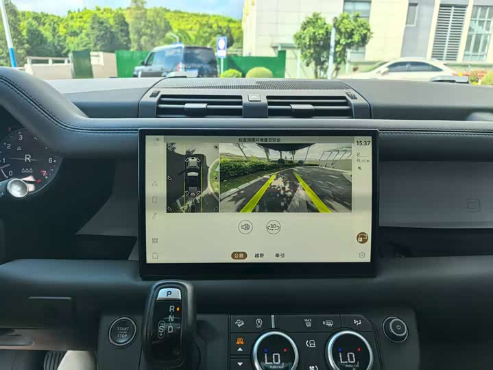 Фото 14 - Land Rover Defender