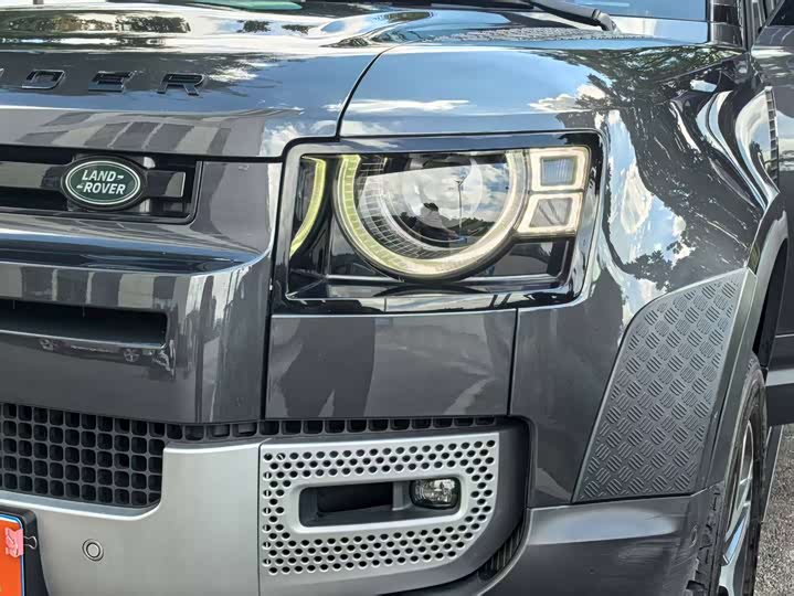 Фото 4 - Land Rover Defender