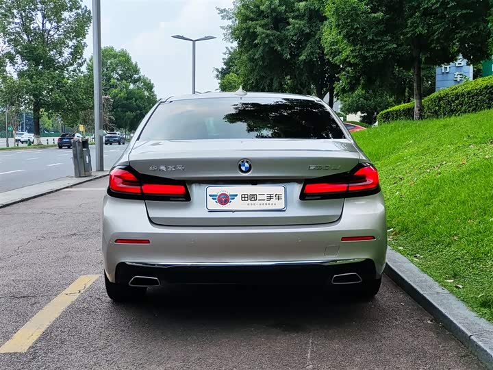 Фото 5 - BMW 5 Series