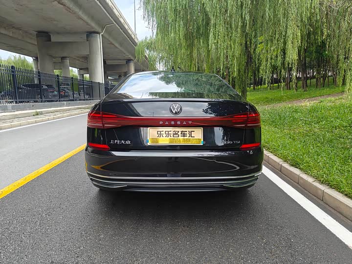 Фото 5 - Volkswagen Passat