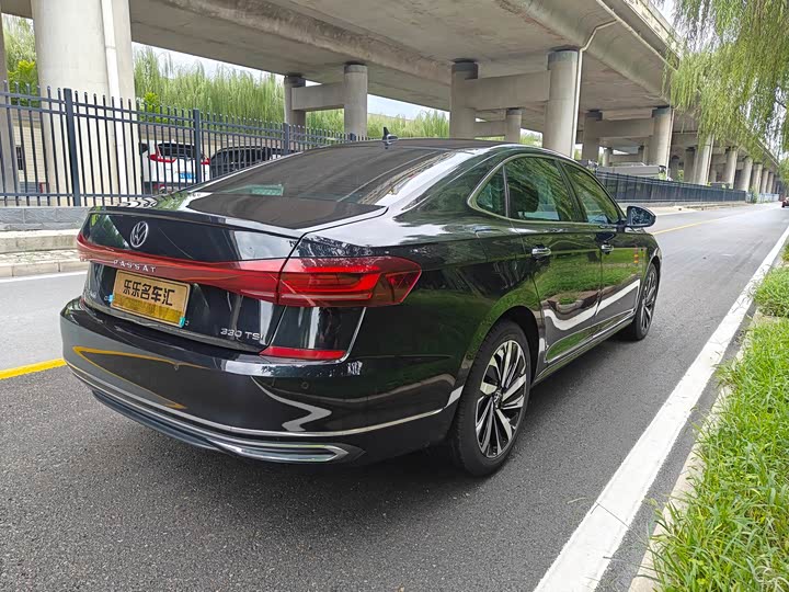 Фото 6 - Volkswagen Passat