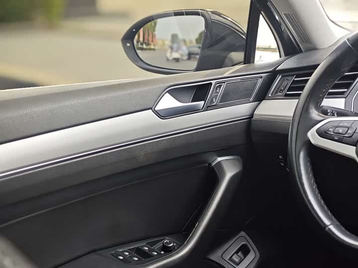 Фото 15 - Volkswagen Magotan